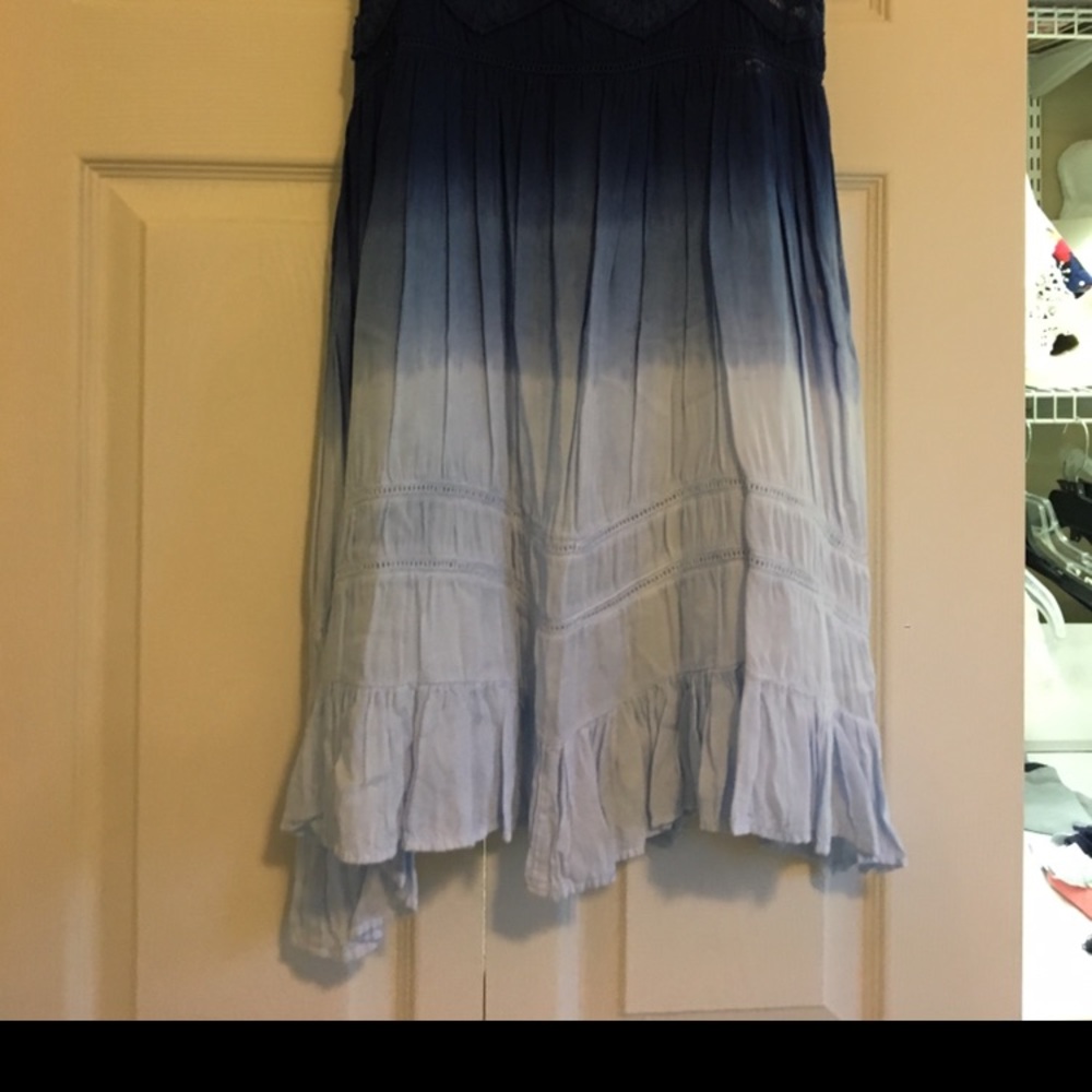 Women’s XS Dress - Picture 3 of 3
